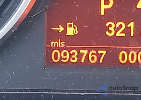 2013 BMW X1 xDrive28I z USA, uszkodzony, nr VIN WBAVL1C53DVR85359